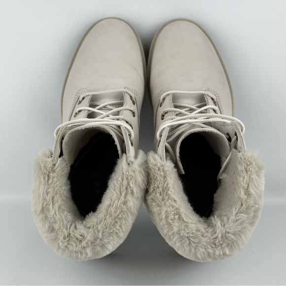 Timberland Kinsley 6” Waterproof Boot Faux Fur Lug White Nubuck Womens 9.5 - Picture 8 of 12